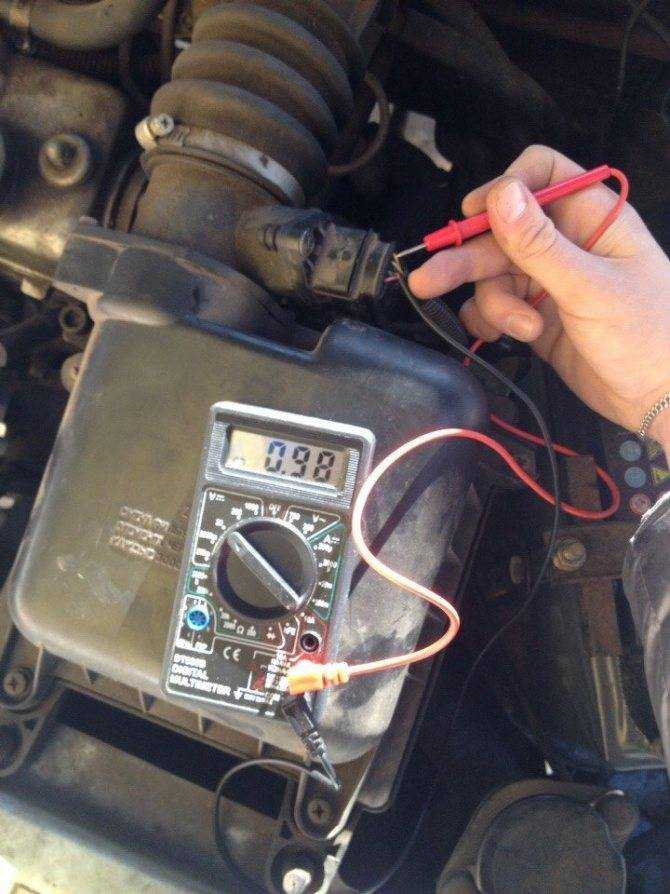Датчик массового расхода воздуха (дмрв, maf sensor), что это, проверка работоспособности