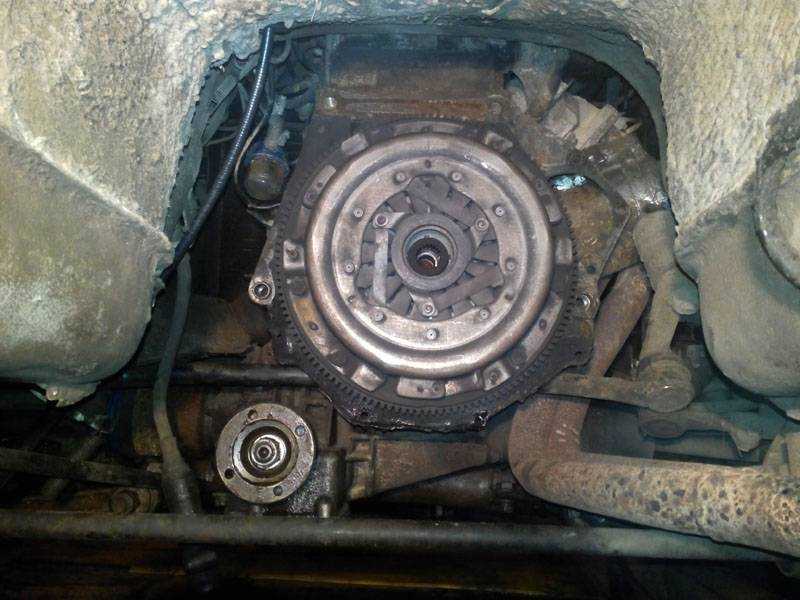 Замена выжимного подшипника lada 2131 (ваз 2131) своими руками