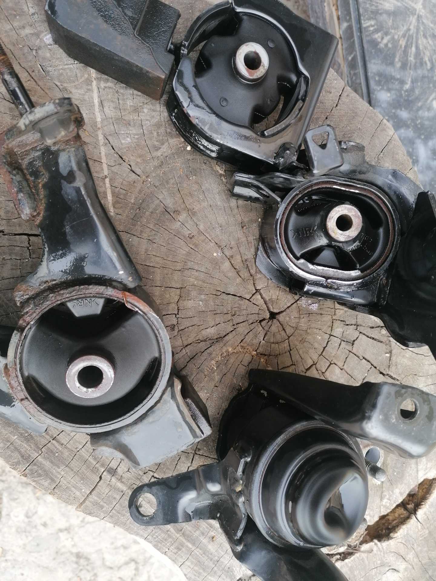 Замена подушки двигателя тойота авенсис т250