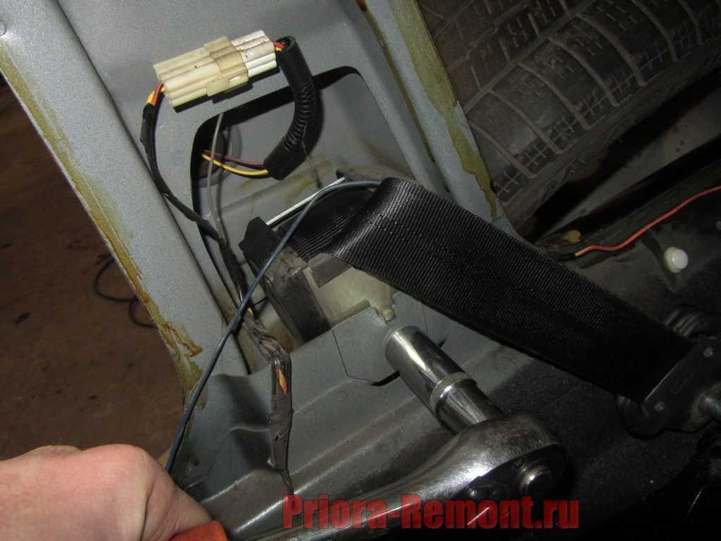 Неисправность датчика ремня безопасности в автомобиле приора: причины и решения проблемы