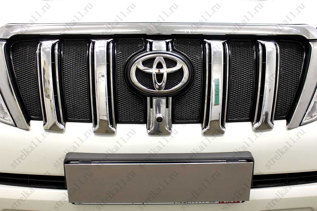 Как снять решетку радиатора на toyota land cruiser prado 150 2012 года