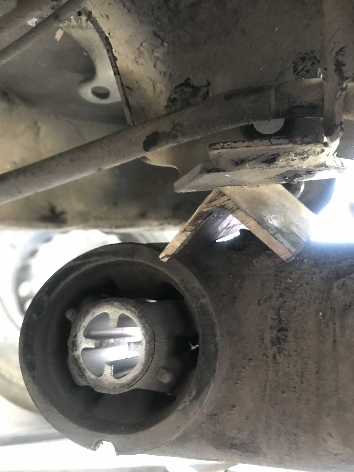 Renault megane 3 с 2008 года - передняя подвеска
