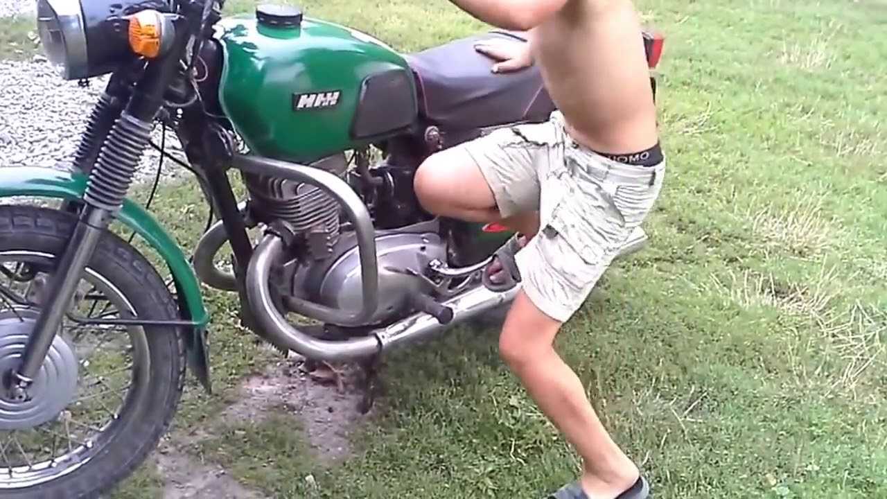 Почему иж планета чихает в глушитель
