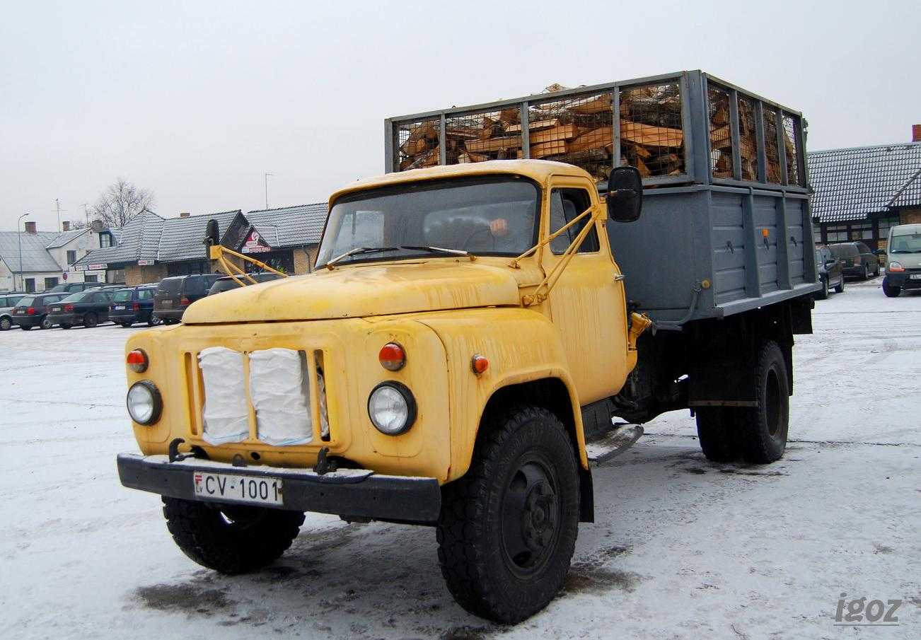 Какой размер шины на газ 52