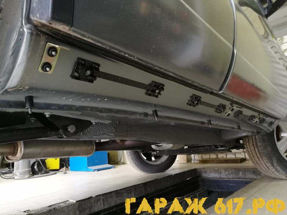 как поменять пороги на ниве шевроле своими руками
