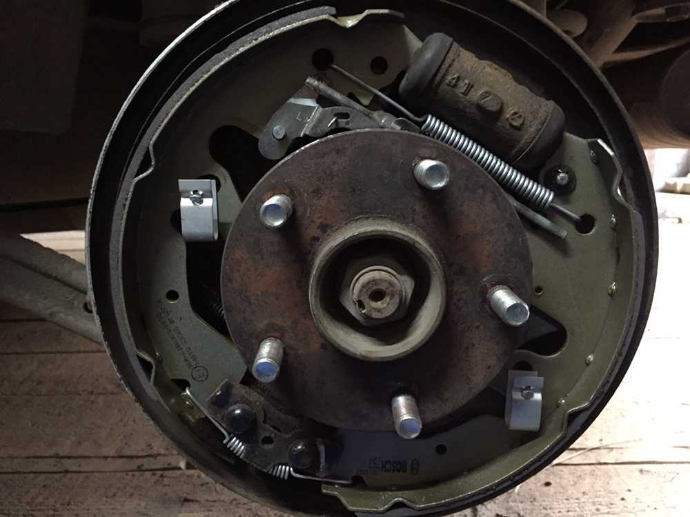 Тормозные колодки на suzuki sx4