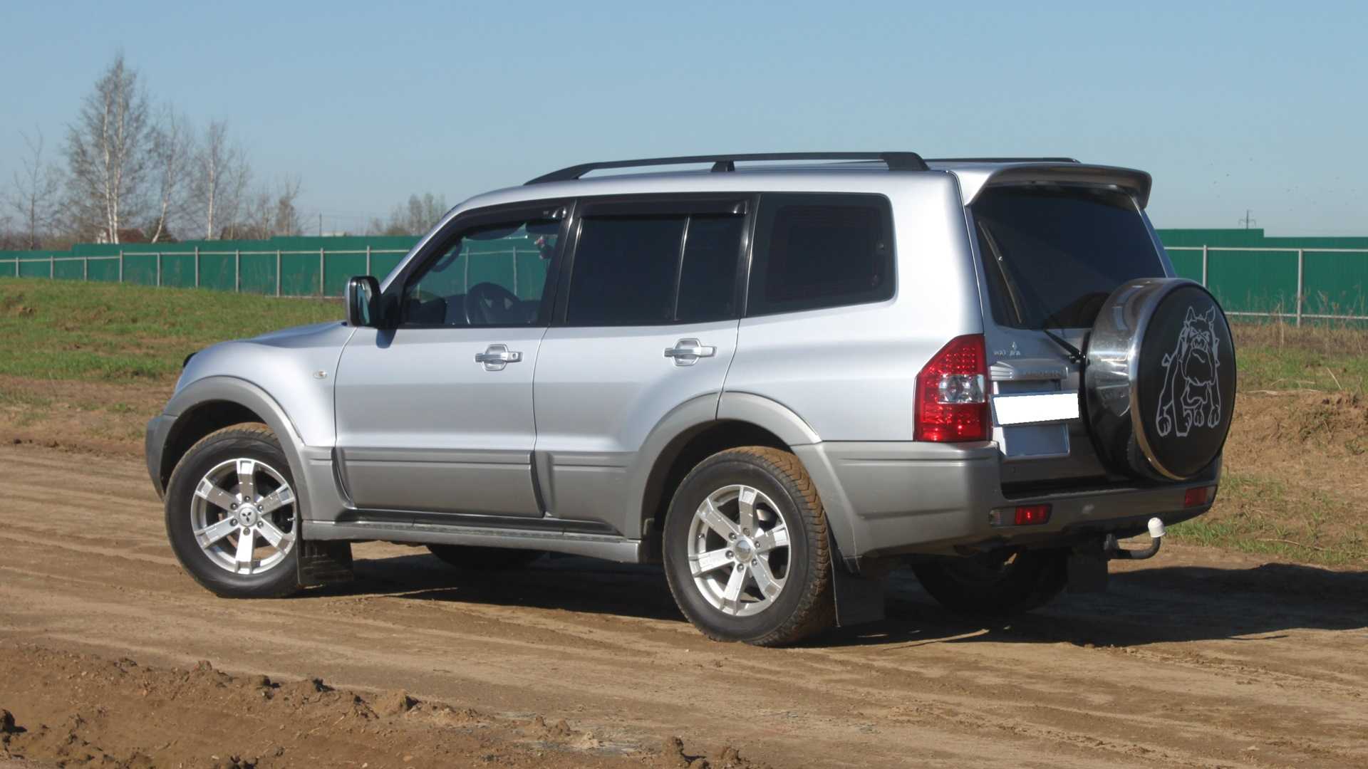 Mitsubishi pajero 3 (мицубиси паджеро 3 поколение)