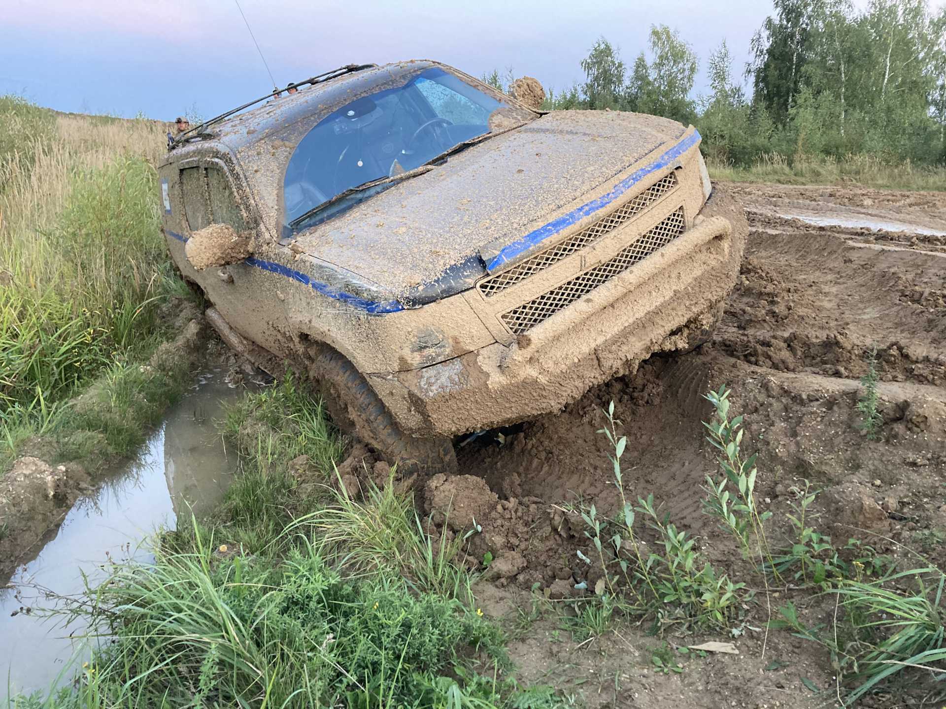 Непоколебимая и внедорожная. нива 4×4