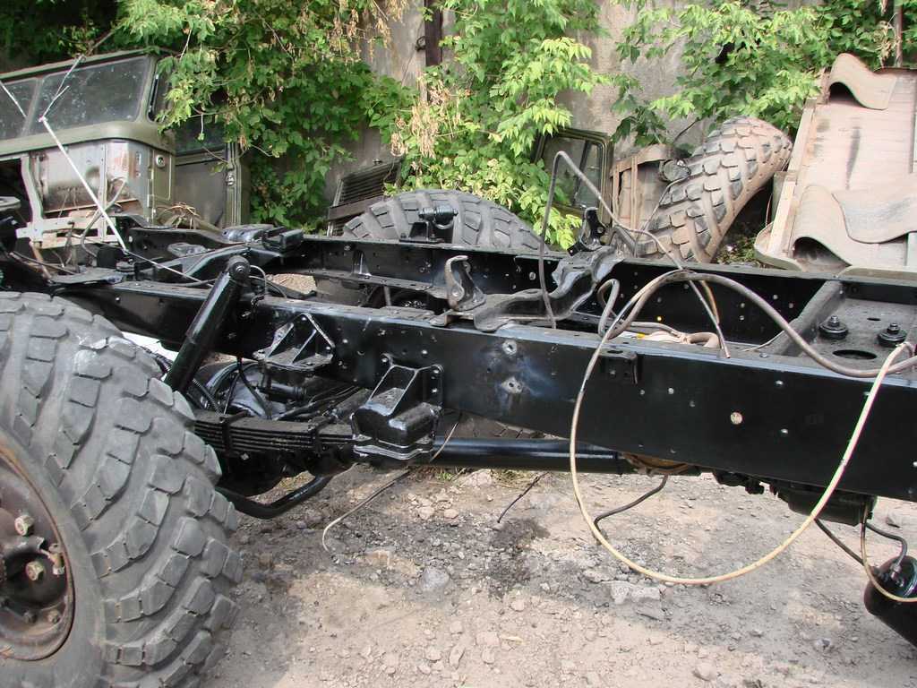 Номер двигателя газ 66 где расположен
