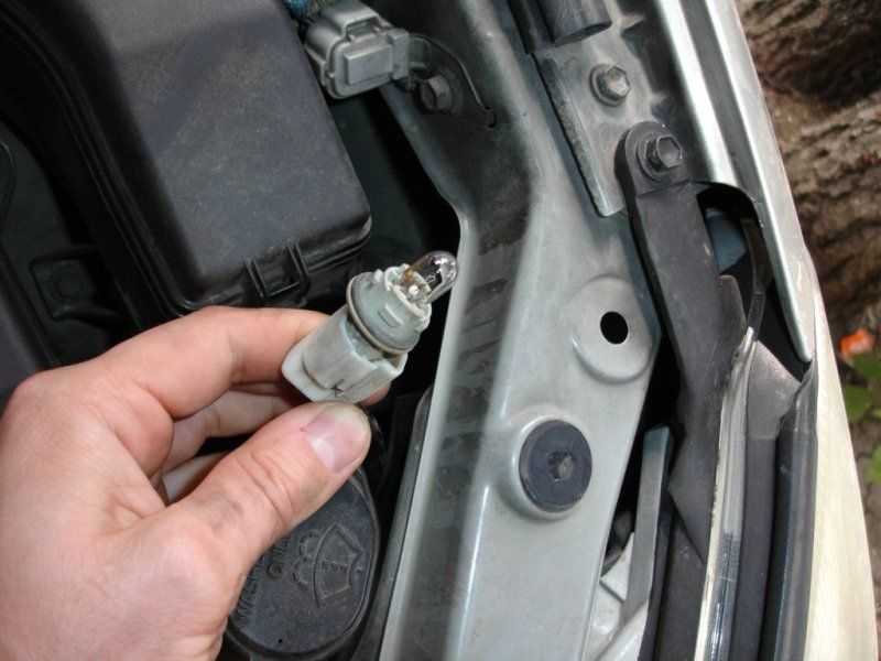 Ремонт и замена лампы на toyota camry vi (xv40)