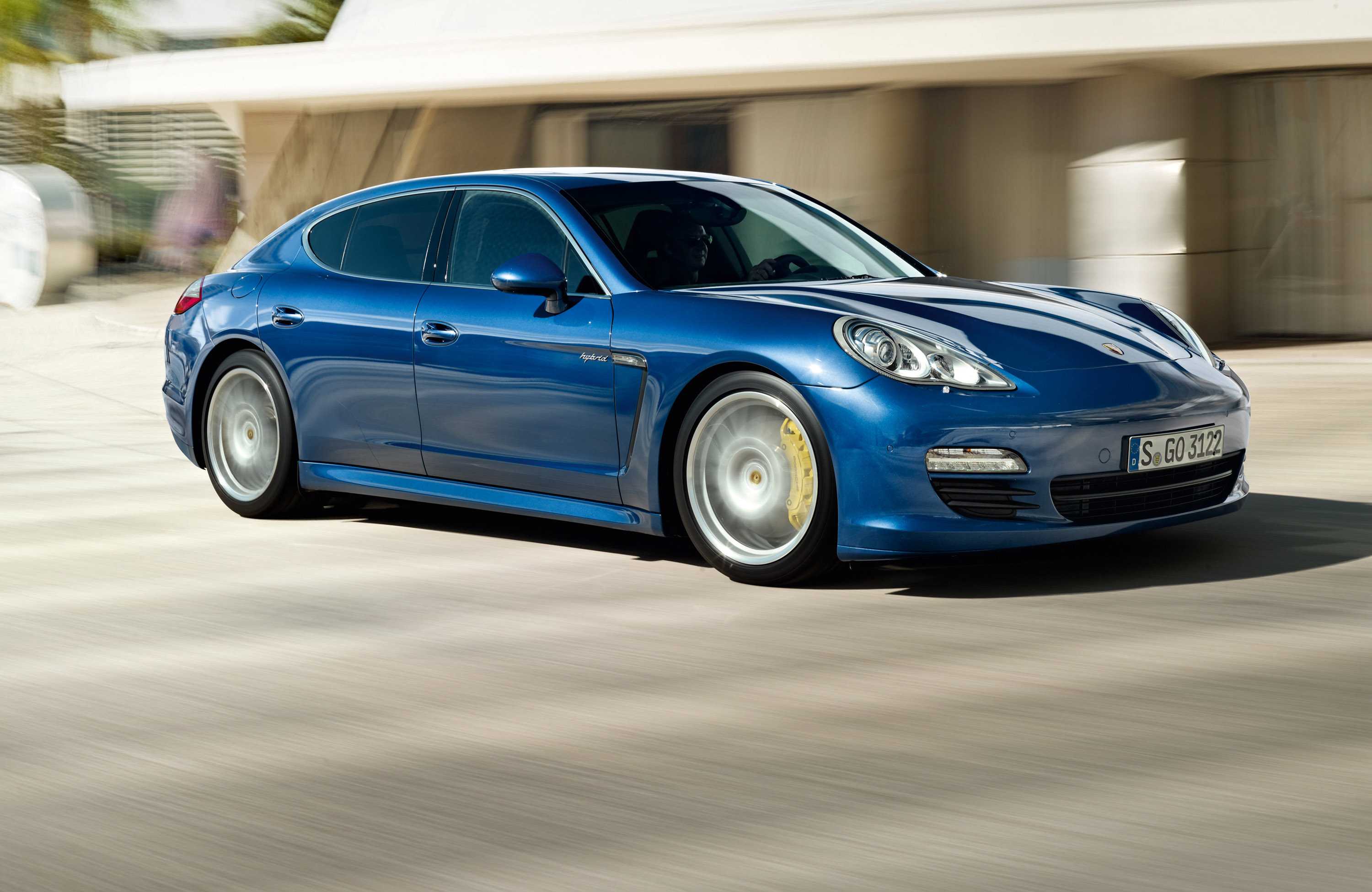 Porsche panamera 2010-2016